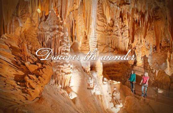 Exploring Luray Caverns